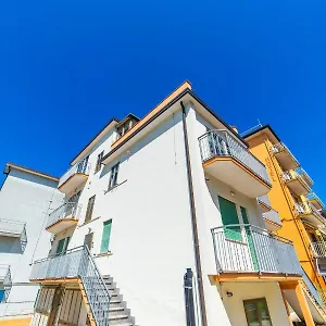 Uliana House Appartamento